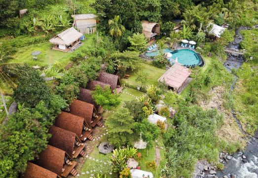 나티아 리버 시데멘의 평화로운 모습