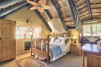 Orange Grove Hotels in Robertson