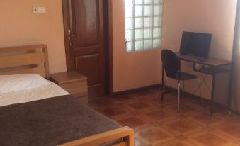 Ghouse Ideal for Friendsfamily and Corporate