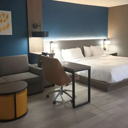 Comfort Inn & Suites