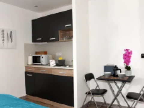 Home Place Hotels in Langon