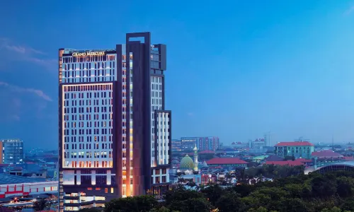 Mövenpick Surabaya City