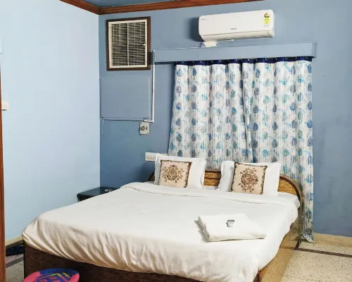 Ohh Hostler Các khách sạn gần Bến xe buýt Sindhi Camp