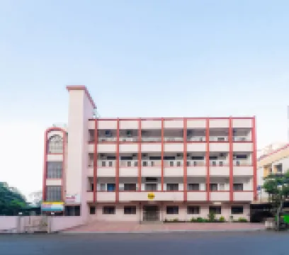Itsy Hotels Mansi Hotels near Nashik Road Station