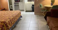 New Sungate Motel Hotels in Lake Worth