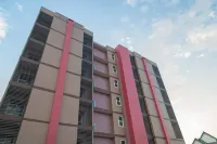 The Chateau Chiangmai Residence Hotels in Wua Lai