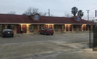 SouthTown S.A. Inn