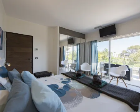 Villa Perle de La Mer Hotels in Frejus