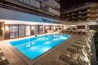 Waldorf Palace Hotel - Beach