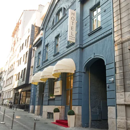 Marquise Hotel Garni