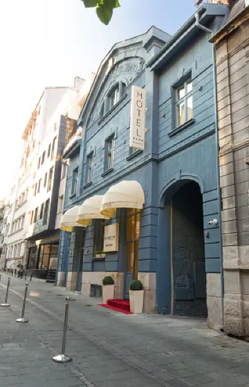 Marquise Hotel Garni Отели рядом с достопримечательностью «Храм Святого Саввы»