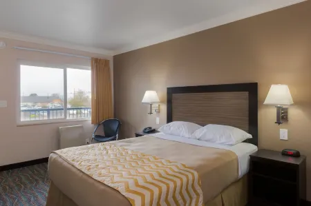 Travelodge by Wyndham Eureka Отели в г. Samoa