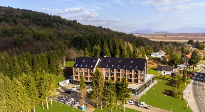 普里特維斯萊拉酒店