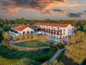 Tisza Balneum Hotel