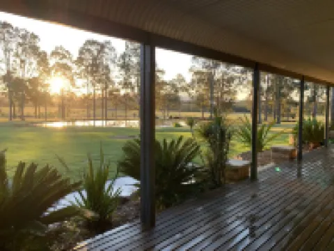 Bella Farm Country House on 10 Private Acres.Outdoor Spa, Firepit. Pet Friendly Hotels in Nulkaba