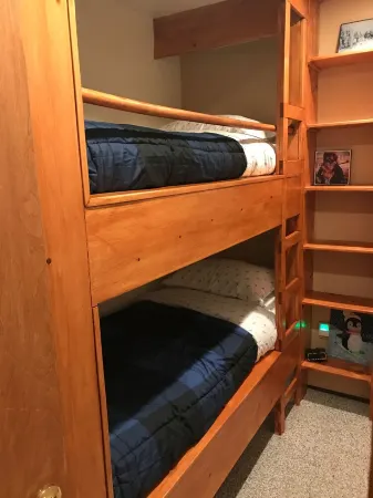 Stratton's Best Kept Secret Ski On/Off Unit E Отели рядом с достопримечательностью «Stratton Mountain»