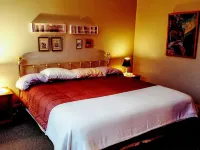 Fully equipped apartment for short term vacation rentals! Hotels in Calumet