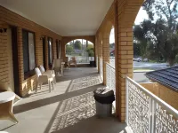 Lakeview Motel Hotels in Yarrawonga