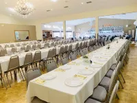 AmericInn by Wyndham New Lisbon - Wifi