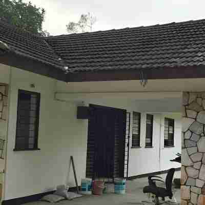 1 Hati Homestay Sepang Hotel Exterior