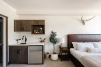 Private Patio with Hot Tub and Mountain Access - Stunning Retreat Hotels in Grand County