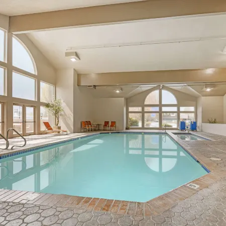 Best Western Plus Mill Creek Inn
