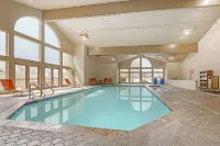 Best Western Plus Mill Creek Inn - parking