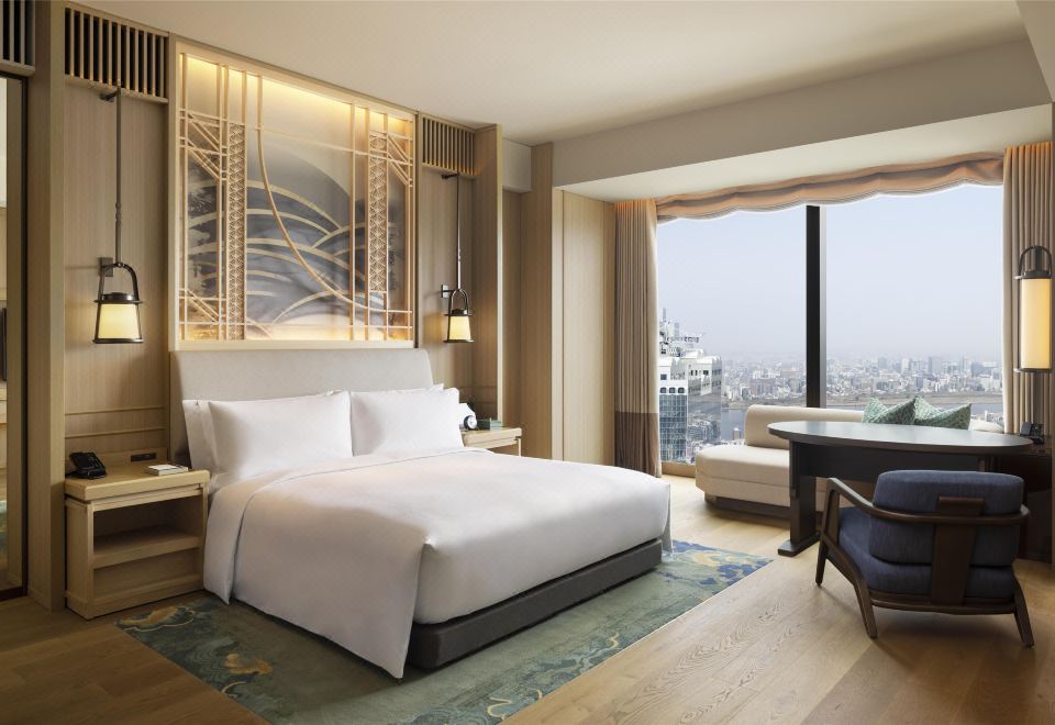 5. 월도프 아스토리..