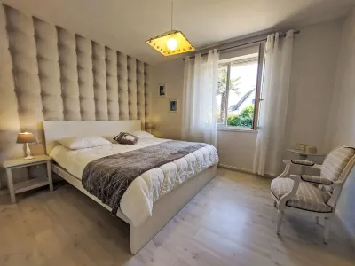 Les Courlis Hotels in 