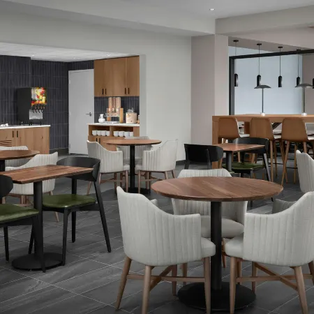 Residence Inn Seattle Northgate Station Отели рядом с достопримечательностью «Торговый центр Northgate»