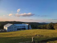 Moonlight Manor Bed & Breakfast Hotels in Floyd County