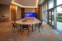 Lyfe Resort & Residences - 4-Star