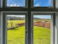Abbey Farm House Hotels in Brampton