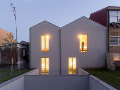 Duas Portas Townhouse