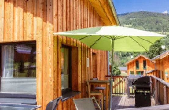 Modern Wooden Chalet in Sankt Georgen ob Murau with Hot Tub
