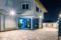 BlueGreen GuestHouse Hotels in Spintex