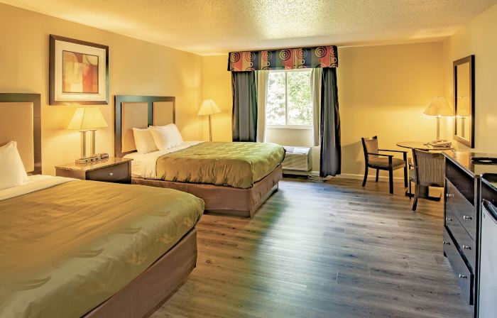 Quality Inn & Suites Woodstock Near Lake Geneva
