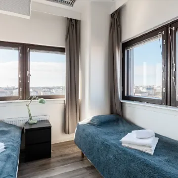 Sky Hostel Helsinki Hotels near Kallio