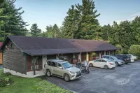 The Pineola - parking