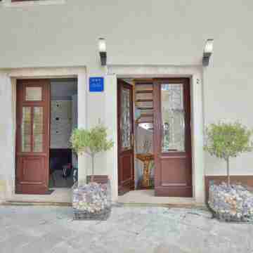 Apartments Donat Hotel Exterior