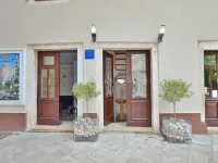 Apartments Donat Hotels near Kolovare Beach