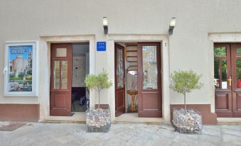 Apartments Donat