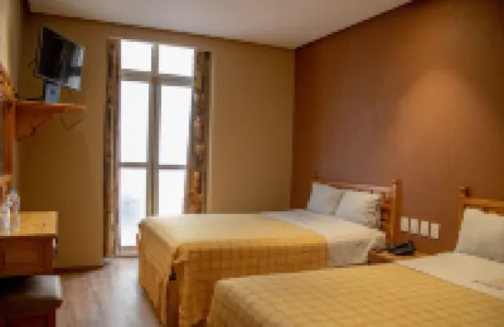 Juarez酒店 鄰近Garibaldi廣場的酒店