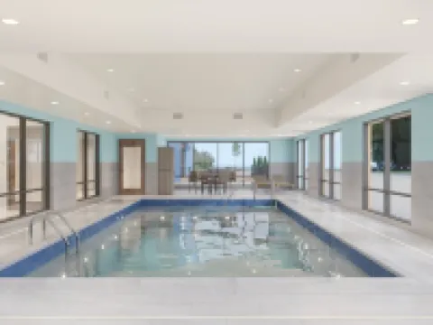 แคนเดิลวูด สวีทส์ แมนกาโต อีสต์ บาย ไอเอชจี โรงแรมในมานคาโต