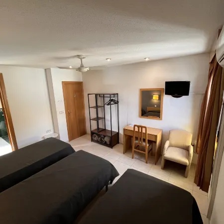 Hostal Tarrés