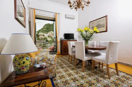 Palazzo Margherita Отели в г. Позитано