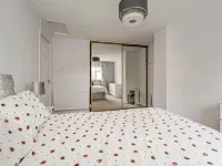Centrally Situated 1 Bedroom House in Cumbernauld Hotels in Cumbernauld