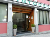 Hotel Italia Hotels in Tassara