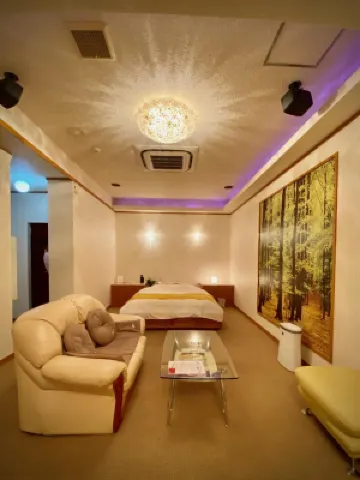 Hotel Sagano (Adult Only) Hotels near Nishikyo Ward