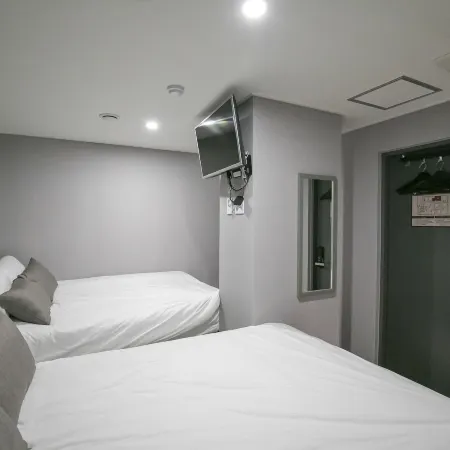 Philstay Myeongdong Station